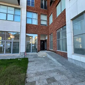Thyamis Tirana